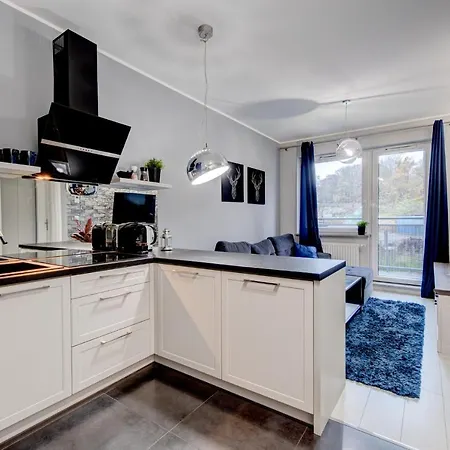 Apartment Livin Centrum 3*